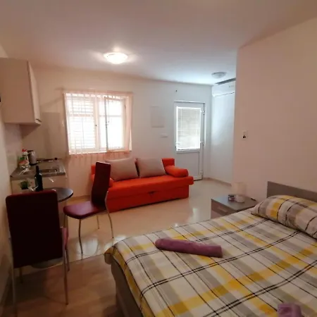 Apartments Gojak Makarska Exterior photo