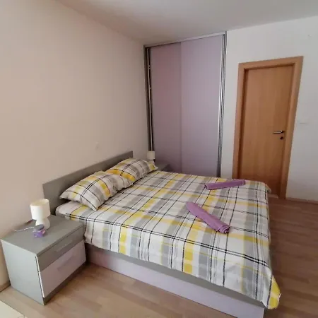 Apartments Gojak Makarska Exterior photo
