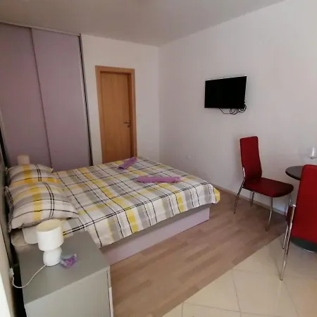 Apartments Gojak Makarska Exterior photo