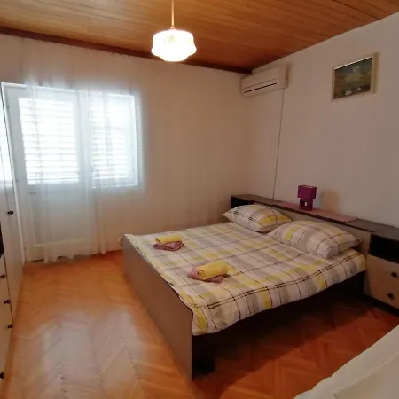 Apartments Gojak Makarska Exterior photo
