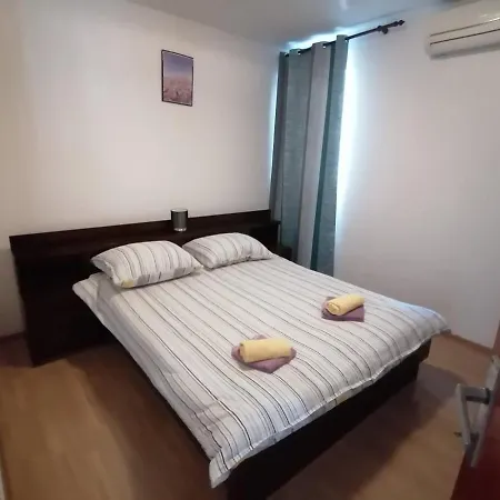 Apartments Gojak Makarska Exterior photo