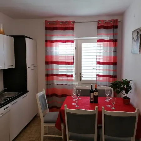 Apartments Gojak Makarska Exterior photo